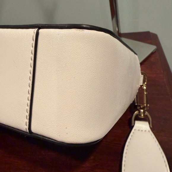 Michael Kors Black and White Camera Crossbody Bag - Picture 8 of 12